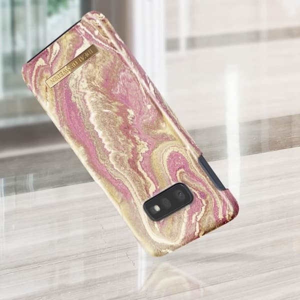 Fodral - IDEAL OF SWEDEN - Samsung Galaxy S10e - Slitstark - Elegant design - kompatibel med QI trådlös laddning