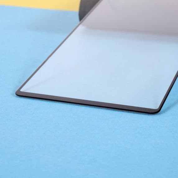 Sony Xperia 10 III Skärmskydd – Härdat Glas Svart (miljö)