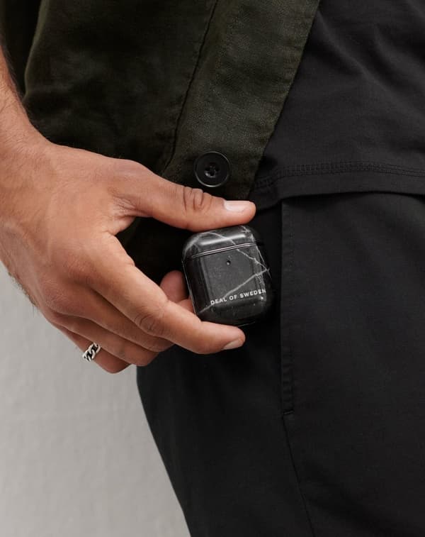 Fashion AirPods Case Black Thunder Marble