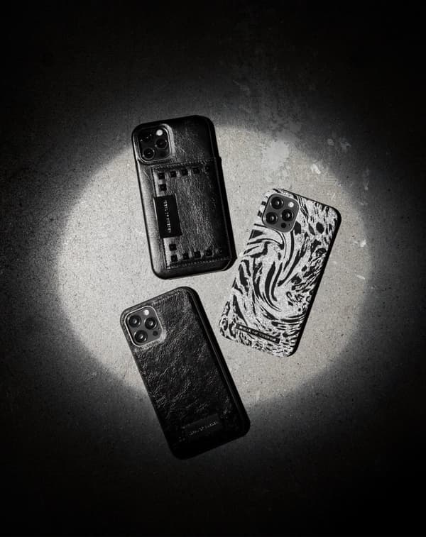 Statement Case iPhone 12 Pro Max Platinum Black