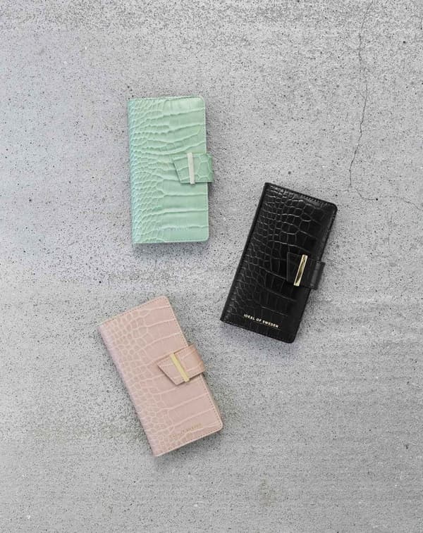 Cora Phone Wallet iPhone 12 Mini Jet Black Croco