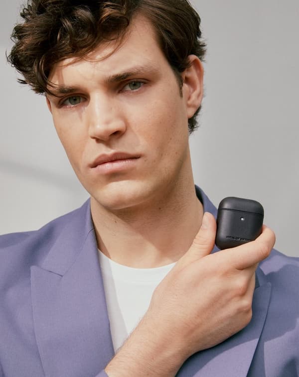 Atelier AirPods Case Como Black (Blk Embossing)