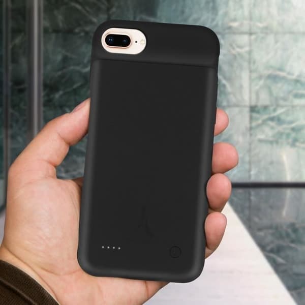 Fodral med integrerat batteri - AKASHI - iPhone 6/6S/7/8 Plus - 4000mAh - Stötsäker - Svart