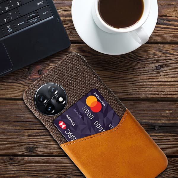 SKALO OnePlus 11 5G Premium PU Nahka kortinhaltija Suojakuori - Ruskea