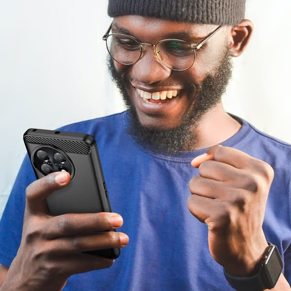 SKALO OnePlus 11 5G Armor Carbon Iskunkestävä TPU suojakuori