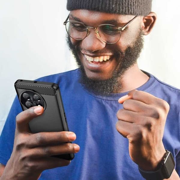 OnePlus 11 5G Stöttåligt Skal SlimCarbon