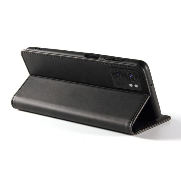 SKALO Motorola Edge 40 5G Premium Wallet Lompakkokotelo - Musta