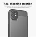 Miniatyrbilde 3 av 7: Deksel til iPhone 11 Beskyttelsesdeksel av fleksibelt TPU-silikon i rustfritt stål-karbonfiberutseende
