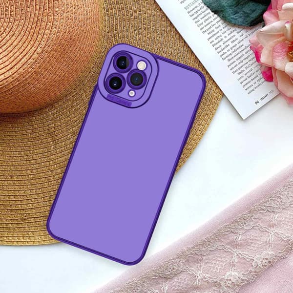 iPhone 11 PRO Suojakuori Suojakotelo joka on valmistettu joustavasta TPU-silikonista ja jossa on kameran suojaus