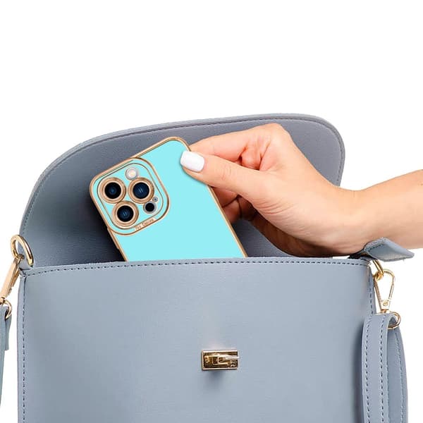 iPhone 13 PRO Fodral Skal av flexibel TPU-silikon och med kameraskydd Case Cover