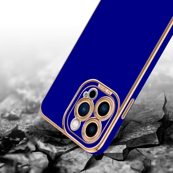 iPhone 13 PRO MAX Suojakuori Suojakotelo joka on valmistettu joustavasta TPU-silikonista ja jossa on kameran suojaus