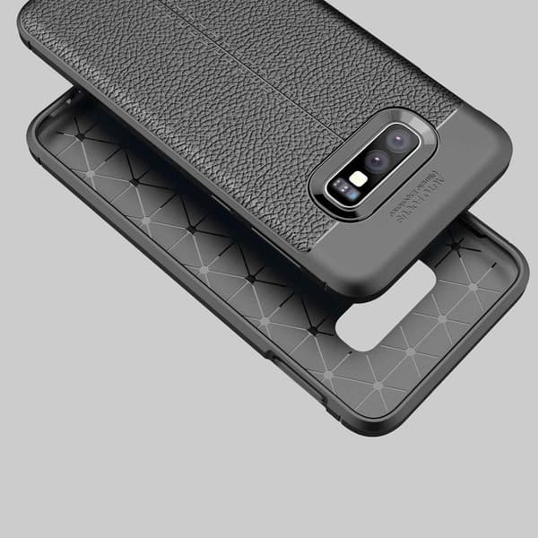 Deksel til Samsung Galaxy S10e Beskyttelsesdeksel laget av TPU-silikon med påføring av edelt skinnimitasjon