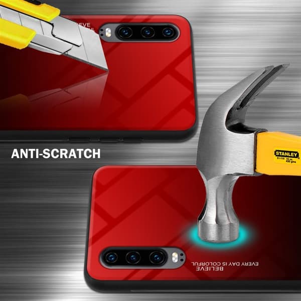 Huawei P30 Suojakuori Suojakotelo Kaksivärinen joka on valmistettu TPU-silikonista ja jonka takaosa on valmistettu karkaistusta lasista