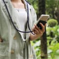Pikkukuva 7 / 11: Samsung Galaxy S21 5G Suojakuori ketju Samsung Galaxy S21 5G Silikoni suojakotelo hopea renkaat, johto hihna ja irrotettava asia