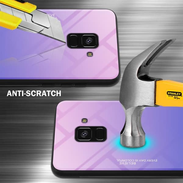 Samsung Galaxy A8 2018 Suojakuori Suojakotelo Kaksivärinen joka on valmistettu TPU-silikonista ja jonka takaosa on valmistettu karkaistusta lasista