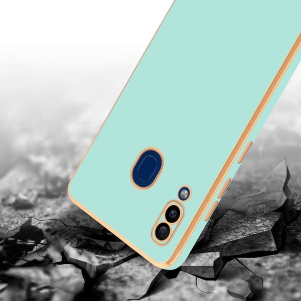 Samsung Galaxy A20 / A30 / M10s Suojakuori Suojakotelo joka on valmistettu joustavasta TPU-silikonista ja jossa on kameran suojaus