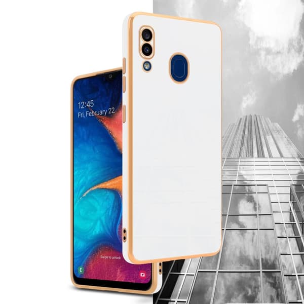 Samsung Galaxy A20 / A30 / M10s Suojakuori Suojakotelo joka on valmistettu joustavasta TPU-silikonista ja jossa on kameran suojaus