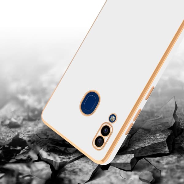 Samsung Galaxy A20 / A30 / M10s Suojakuori Suojakotelo joka on valmistettu joustavasta TPU-silikonista ja jossa on kameran suojaus