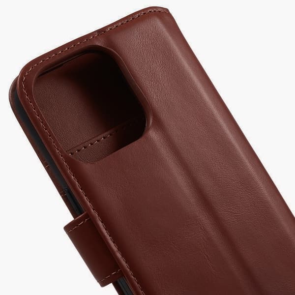 Nordic Covers iPhone 15 Pro Kotelo Essential Leather Maple Brown