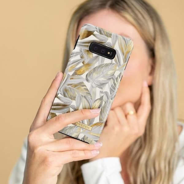 Samsung Galaxy S10e skal - Ideal of Sweden - Platinablad - Stel - Grå - QI-laddningskompatibel