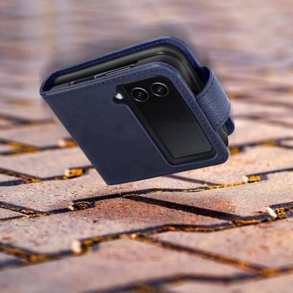 Samsung Galaxy Z Flip 4 Flip Fodral med magnetisk flik Midnight Blue