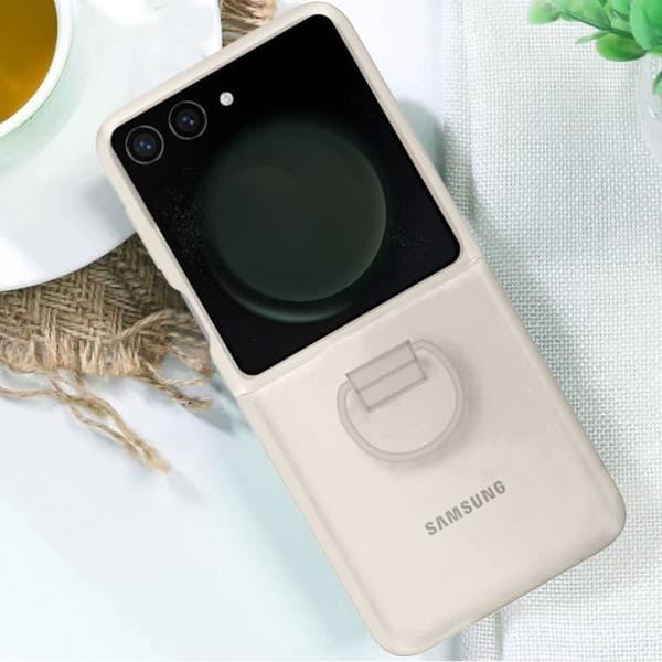 Samsung Galaxy Z Flip 5 beige ringfodral