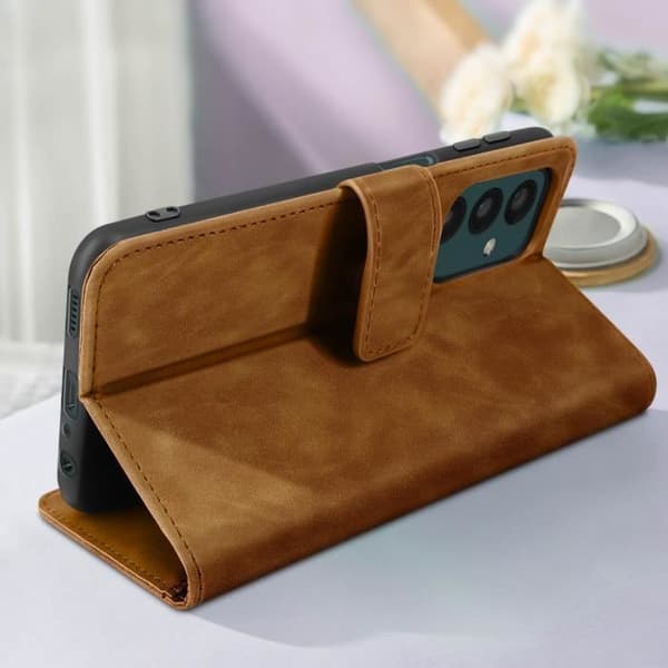Fodral kompatibelt med Samsung A23 5G och M23 5G Brown Flip fodral