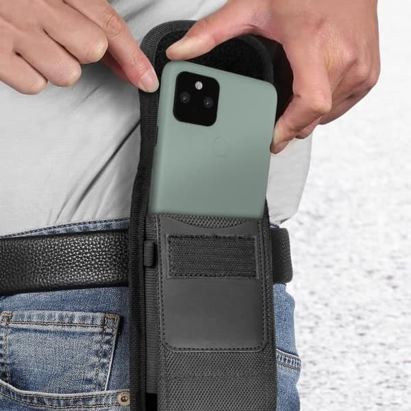 Vertikalt bältesfodral Smartphone Nylon med klämma och karbinhake Storlek M Svart