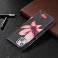 Miniatyrbild 6 av 6: iPhone 15 Fodral Med Tryck Rosa Blomma