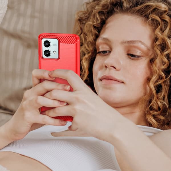 SKALO Motorola Moto G84 5G Armor Carbon Stöttåligt TPU-skal