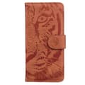 Miniatyrbild 6 av 7: SKALO Motorola Moto G84 5G Embossed Tiger Plånbok - Brun