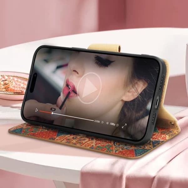 Korkfodral till iPhone 14 Pro - AVIZAR - Viktoriansk - Kort- och biljettförvaring - Videostöd - Svart