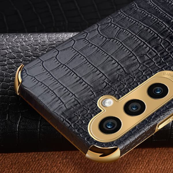 SKALO Samsung S24 Crocodile Guldkant Cover - Grøn