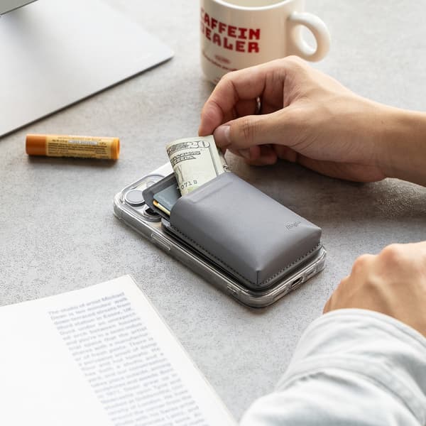 Ringke Korttipidike Stand Pocket Magnetic MagSafe Light Gray