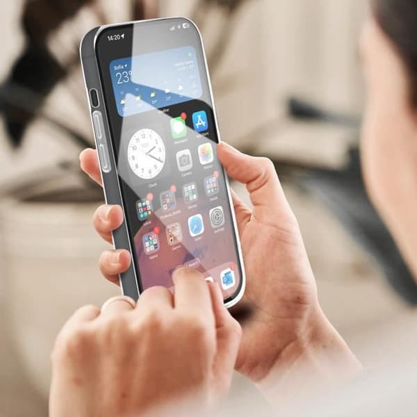 Skal till iPhone 15 Pro Max Mjukt Transparent 9H härdat glas Svart Bigben