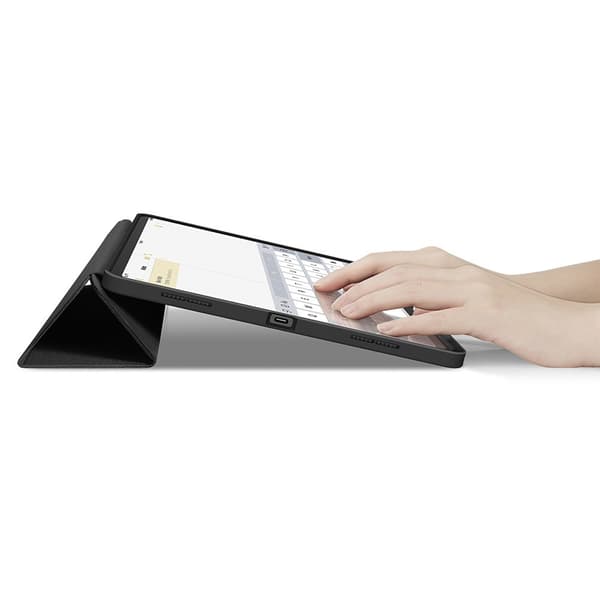 Spigen iPad Air 13 (M2/M3) Kotelo Urban Fit Musta