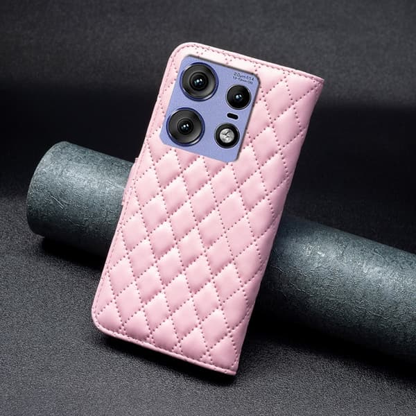 SKALO Motorola Edge 50 Pro 5G BINFEN COLOR Quiltat Plånbok - Rosa