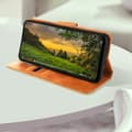 Miniatyrbild 3 av 4: Fodral för Motorola Moto G24 och G04 Handledsrem Ljusbrun