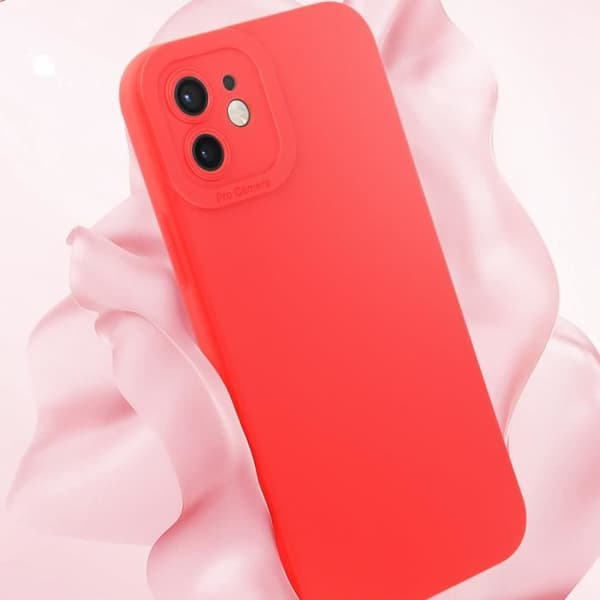 Skal till iPhone 11 - AVIZAR - Matt silikon - Förstärkt kameraskydd - Röd