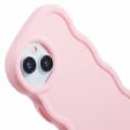 Miniatyrbild 6 av 6: iPhone 14 Mobilskal Wavy Ljus Rosa