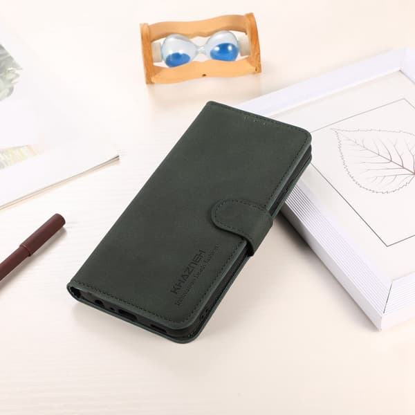 SKALO Motorola Moto G85 5G KHAZNEH Plånboksfodral i PU-Läder - Grön