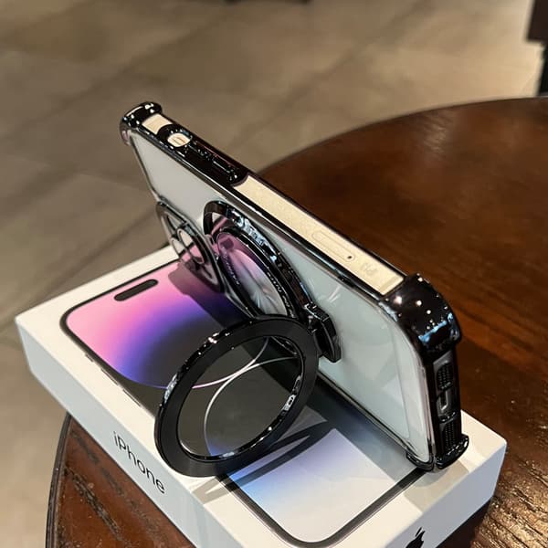 INF Beskyttende deksel med magnetisk stativ for iPhone 15-serien iPhone 15 Plus
