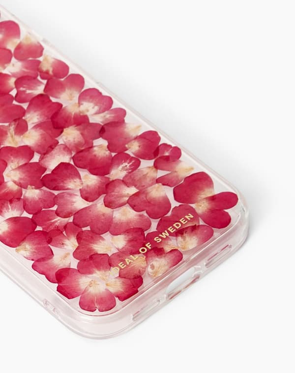 Clear Case iPhone 15 Pro Red Roses