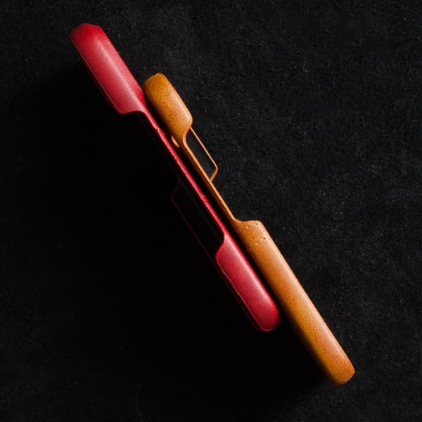 SKALO iPhone 16 Plus PU-læder Kortholder Cover - Brun