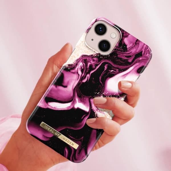 iPhone 13 skal Marbled Luxury Ultra Thin Golden Ruby Marble iDeal of Sweden Rose