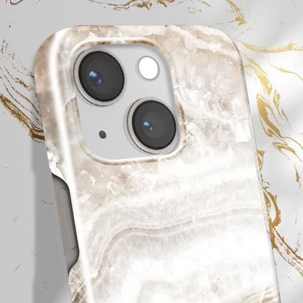 Skal till iPhone 13 Design Luxe Ultra tunn Klar Quartz iDeal of Sweden Vit