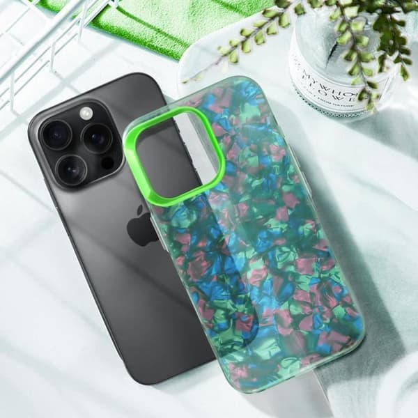 Skal till iPhone 16 Pro Max Stötsäker Mjuk Tutti Frutti Grön