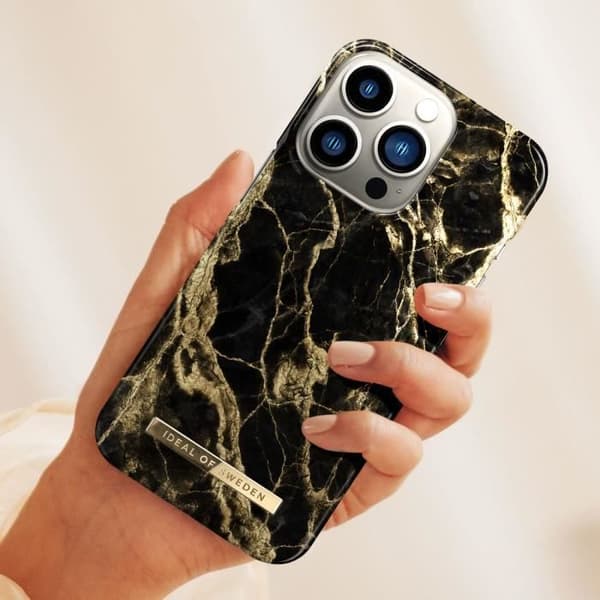 Skal till iPhone 13 Pro Marbled Luxury Ultratunn Golden Smoke Marble iDeal of Sweden Svart / Guld