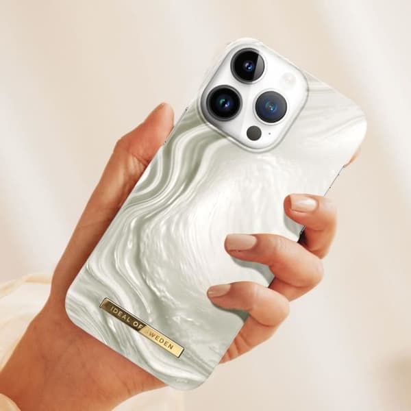 Skal till iPhone 14 Pro Max Luxury Ultra Thin Luminous Pearl iDeal of Sweden Silver