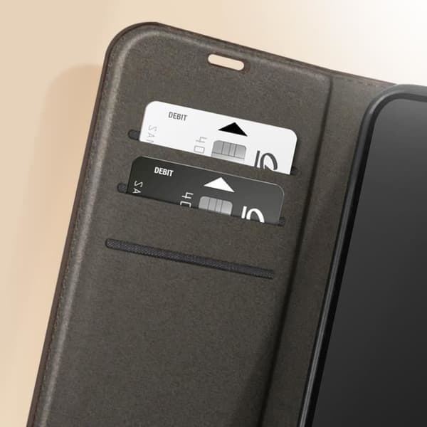 Lyxfodral för iPhone 14 Plus Elegant designkorthållare 4G Guess Pattern Brown